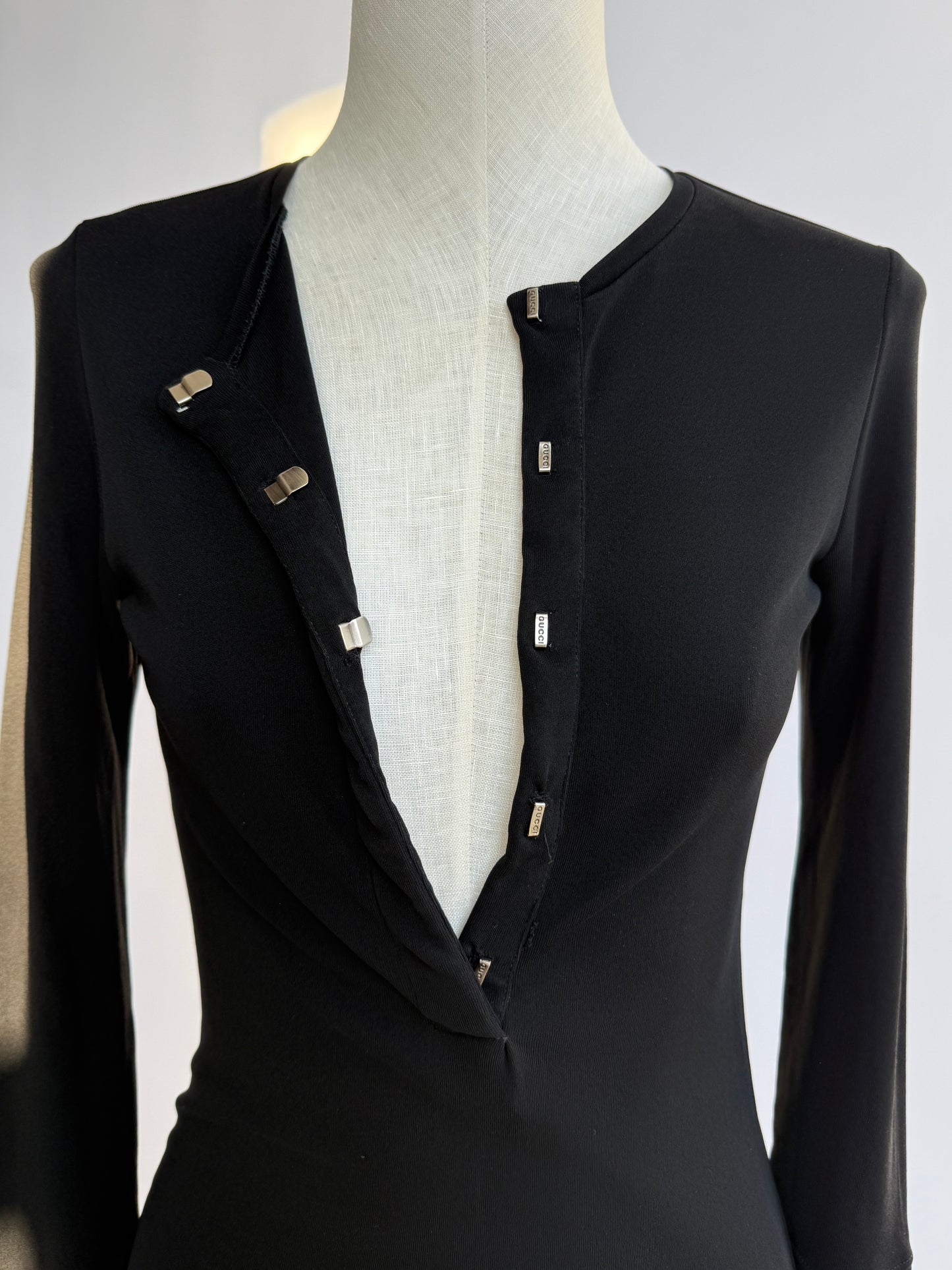 Gucci by Tom Ford 1997 Black Deep V Sliders Top with 3/4 Sleeves in size XS/S