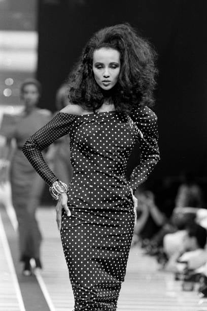 Versace S/S 1987 Runway Polkadot One Shoulder Silk Dress in size S.