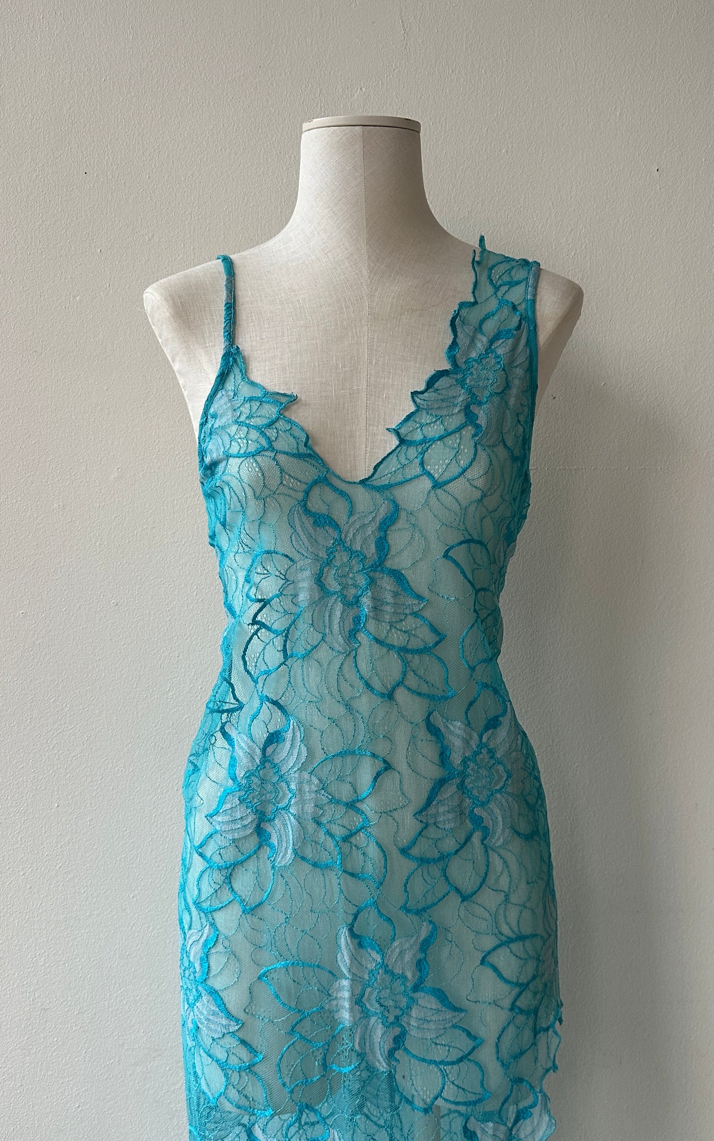 La Perla Marvel Aquamarine High Slit Asymmetrical Lace Dress in size M.