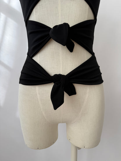 Valentino 2002 Vintage Knot Tie Cutout Top (S/M)