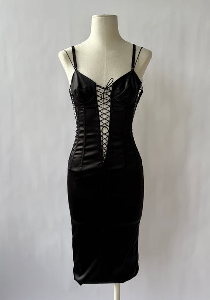 Front view photo of the Dolce & Gabbana 2003 Bond Girl Dress on a mannequin