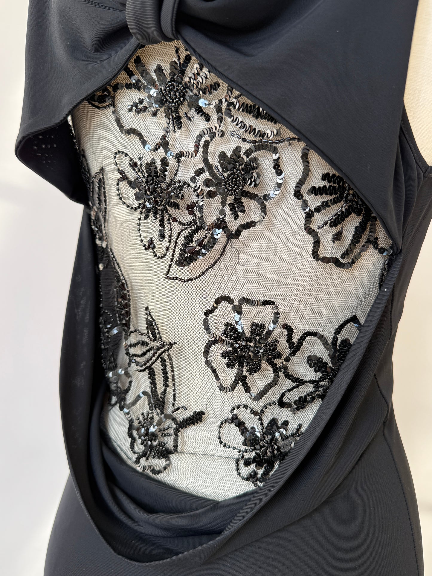 Valentino 2000s Vintage Beaded Backless Dress (S/M)