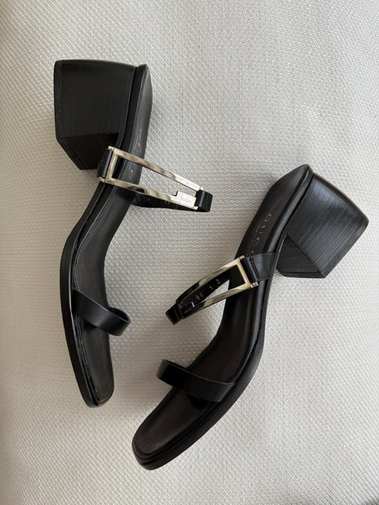 Gucci 90s/00s Vintage Leather Mules with Silver Metal Detail (IT 35/US 5/UK 2)