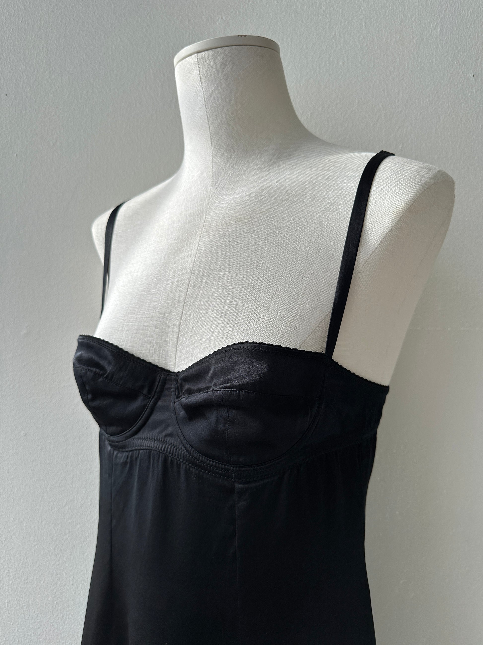 silk slip dress with built in bra UQJfacai Plus Size Satin Nightgowns for Women Silk Midi Slip Dress with Built In Bra Spaghetti Strap V Neck Night Dresses Sleepwear XL-5XL