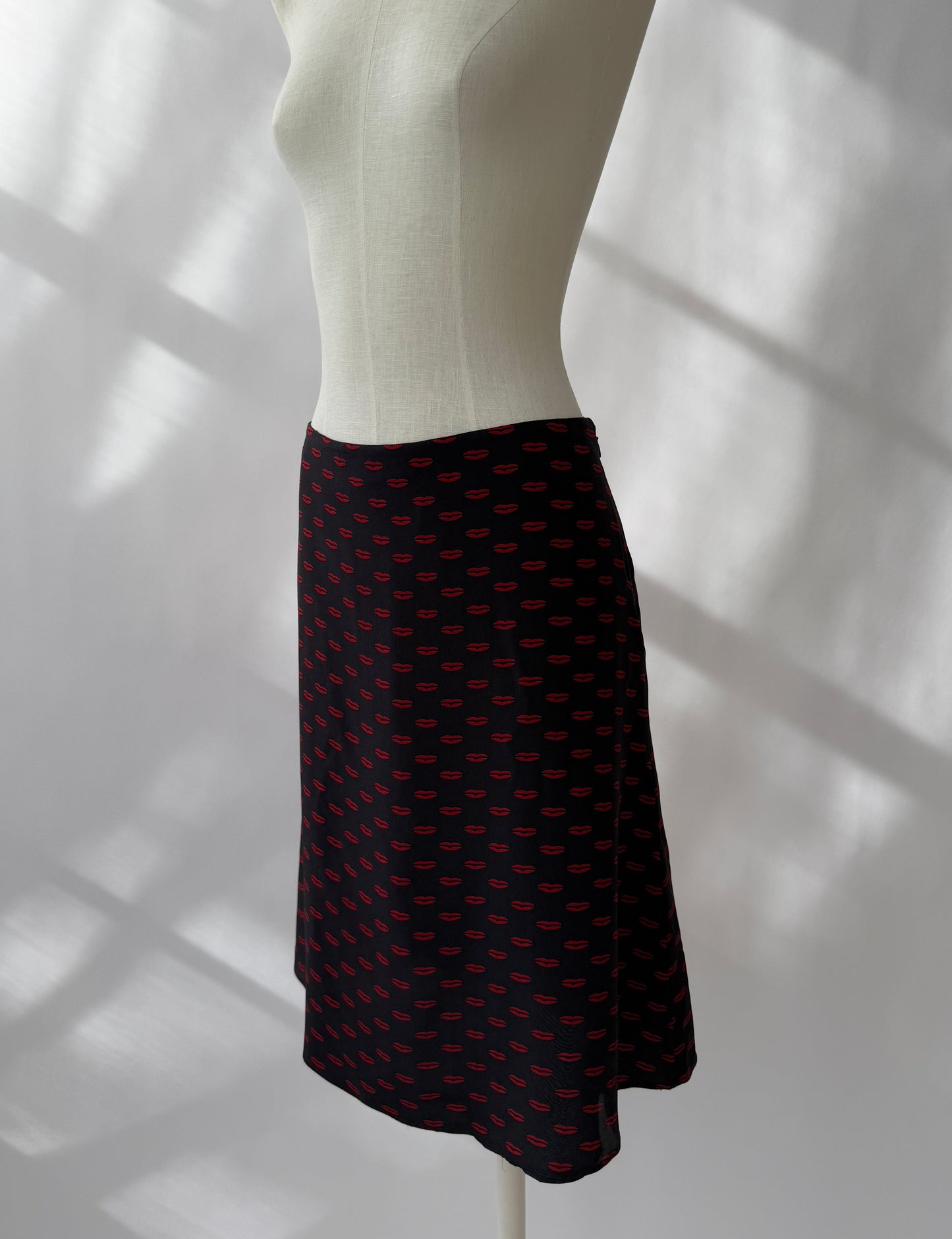 Prada 2012 Cruise Kiss Lips Print Silk Skirt (S/M)
