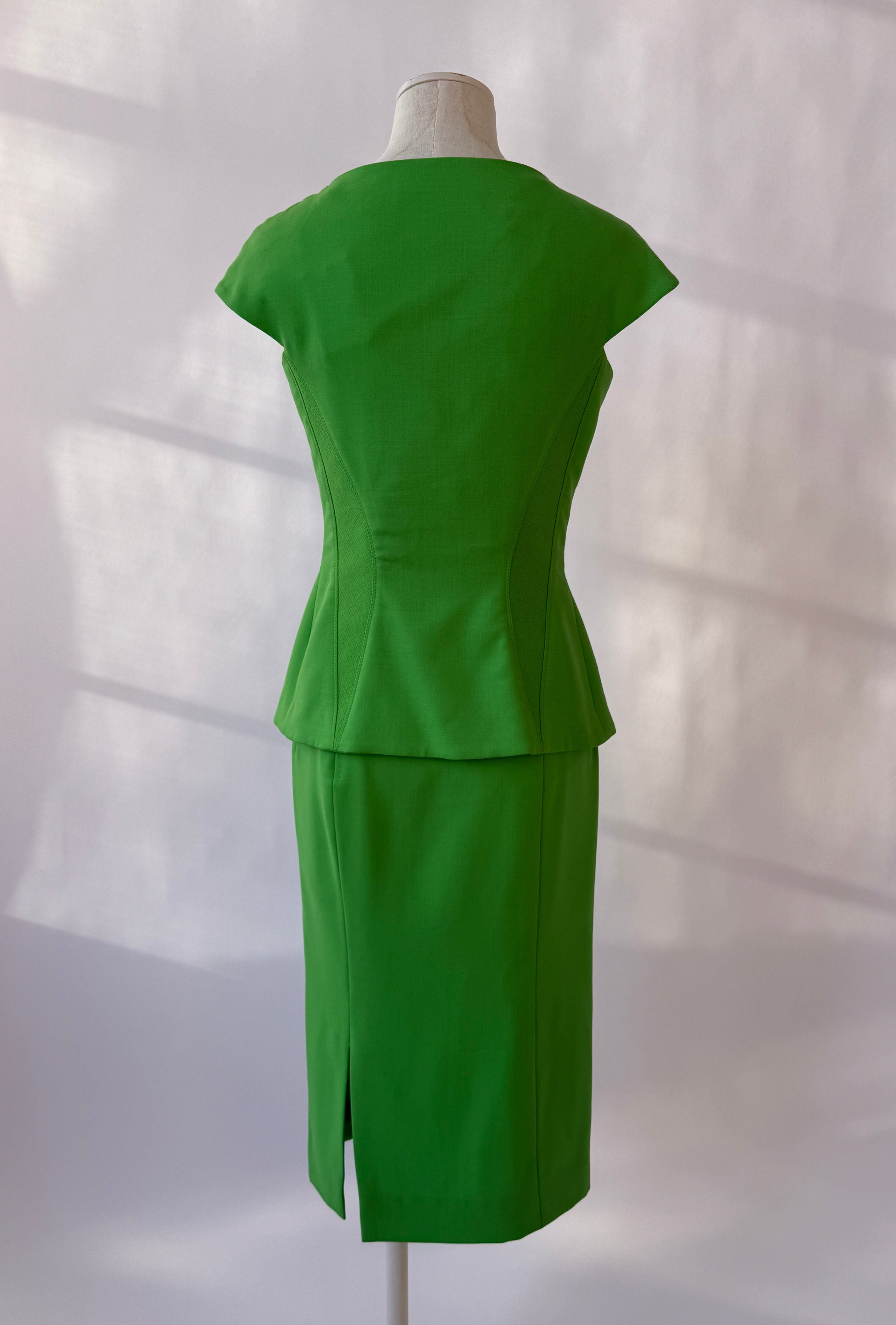 Versace 1993 Vintage Runway Green Skirt Suit – Rixt Archives